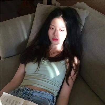 阳台前的夏天